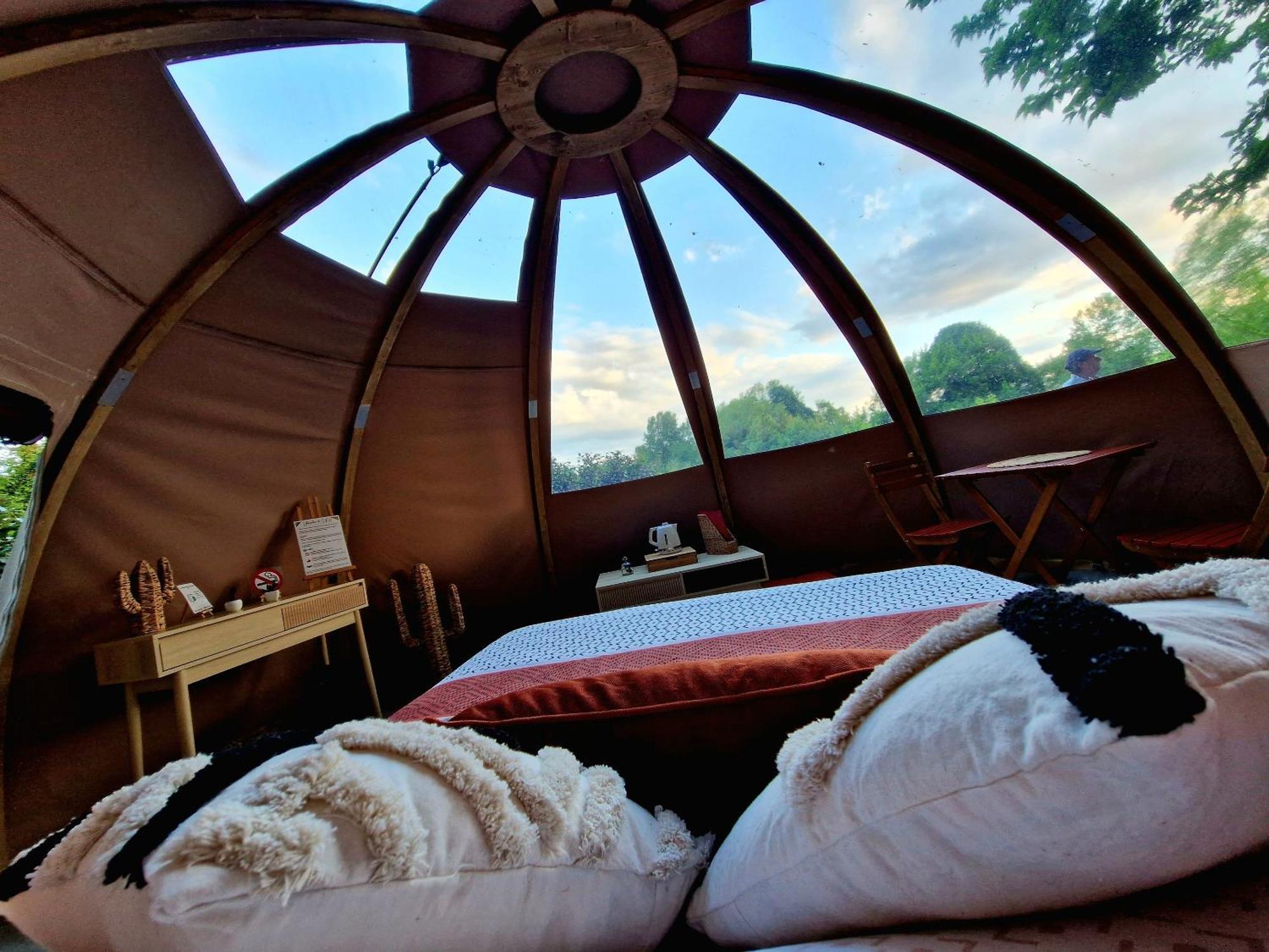 Les Nuits De Cassiopee Bed & Breakfast Sorde-lʼAbbaye Rom bilde