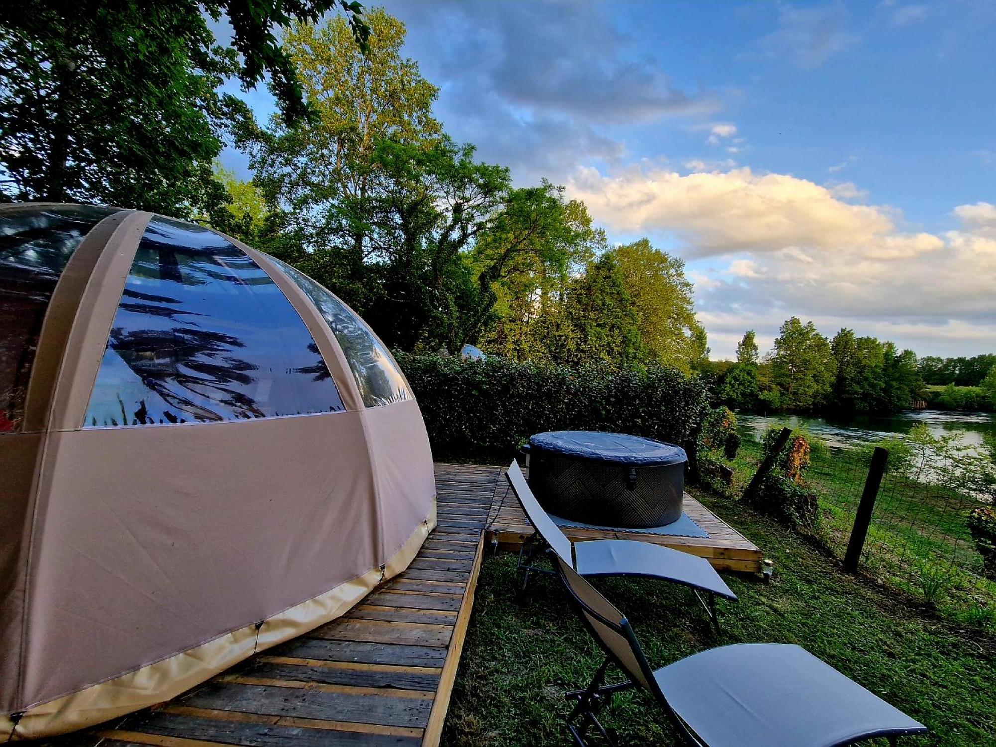 Les Nuits De Cassiopee Bed & Breakfast Sorde-lʼAbbaye Eksteriør bilde
