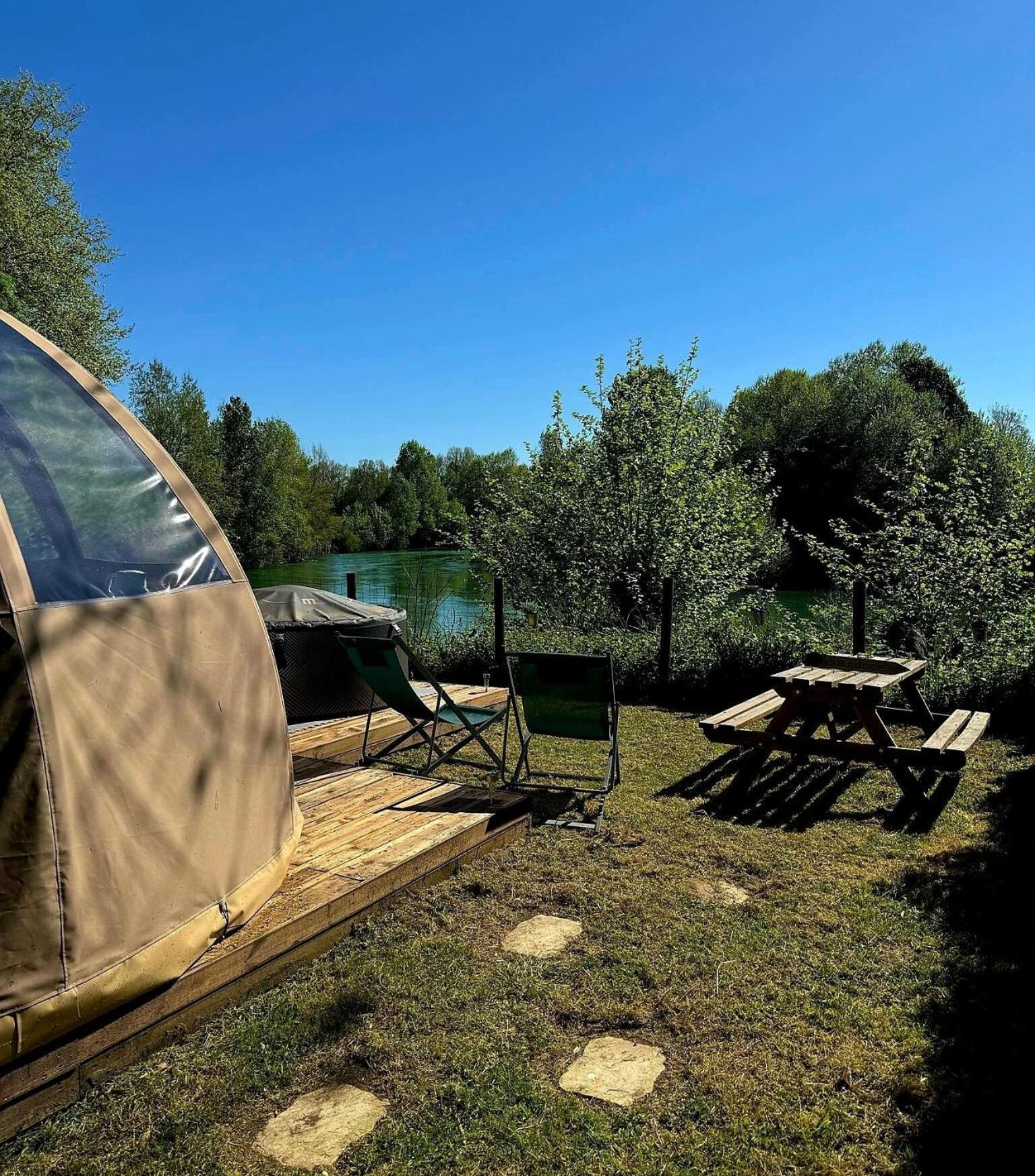 Les Nuits De Cassiopee Bed & Breakfast Sorde-lʼAbbaye Rom bilde