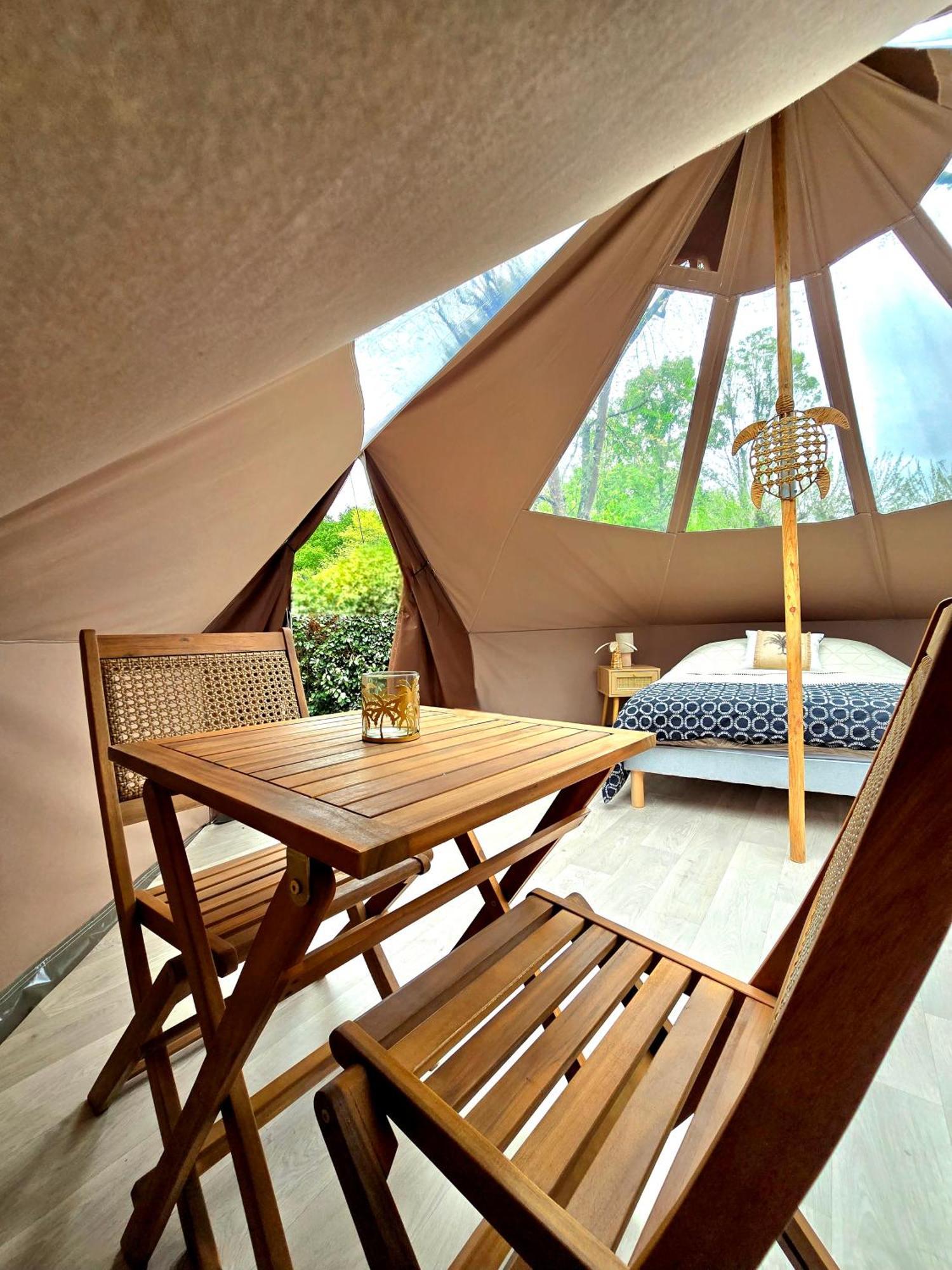 Les Nuits De Cassiopee Bed & Breakfast Sorde-lʼAbbaye Eksteriør bilde
